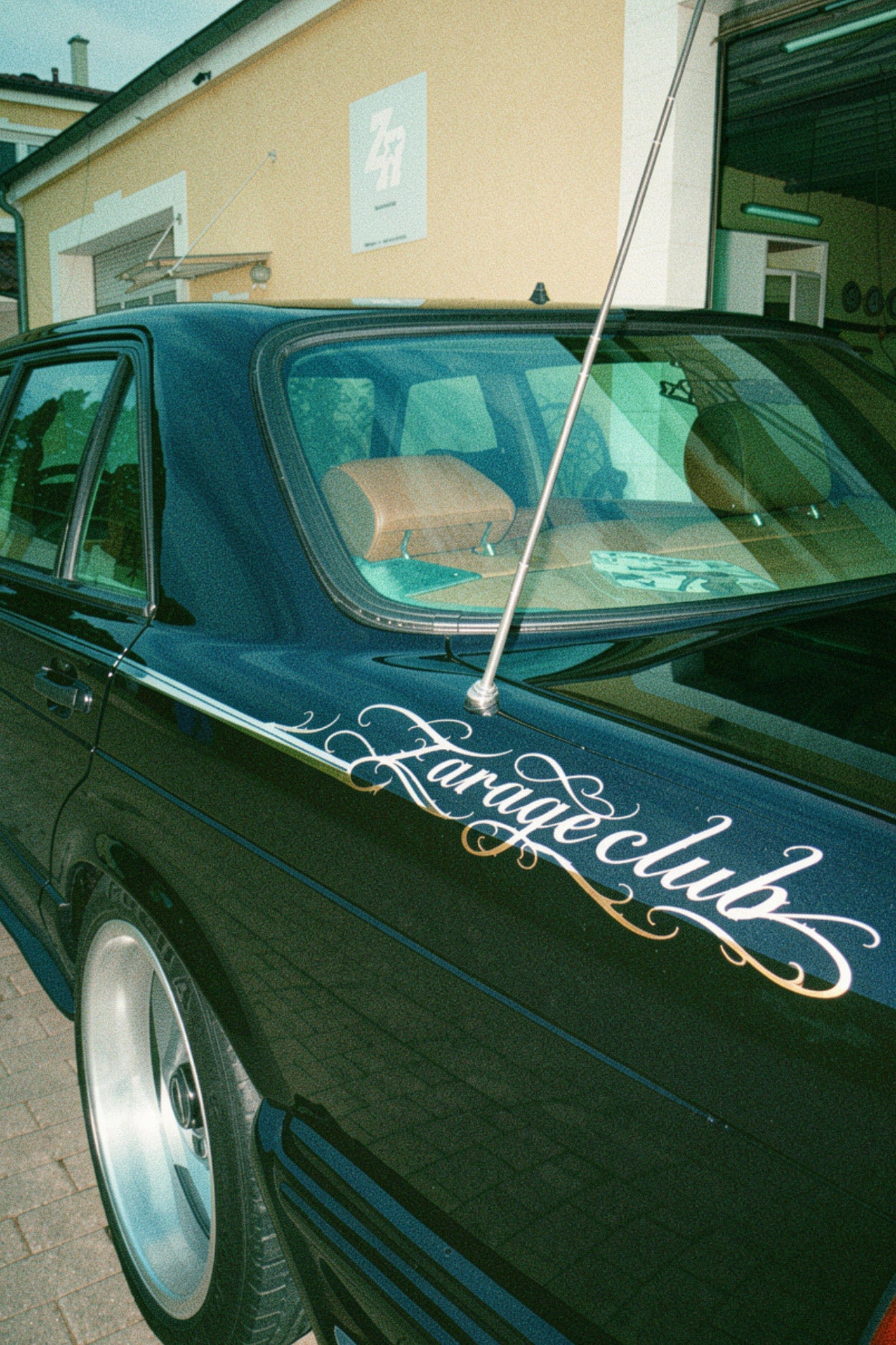 CHICANO PINSTRIPES